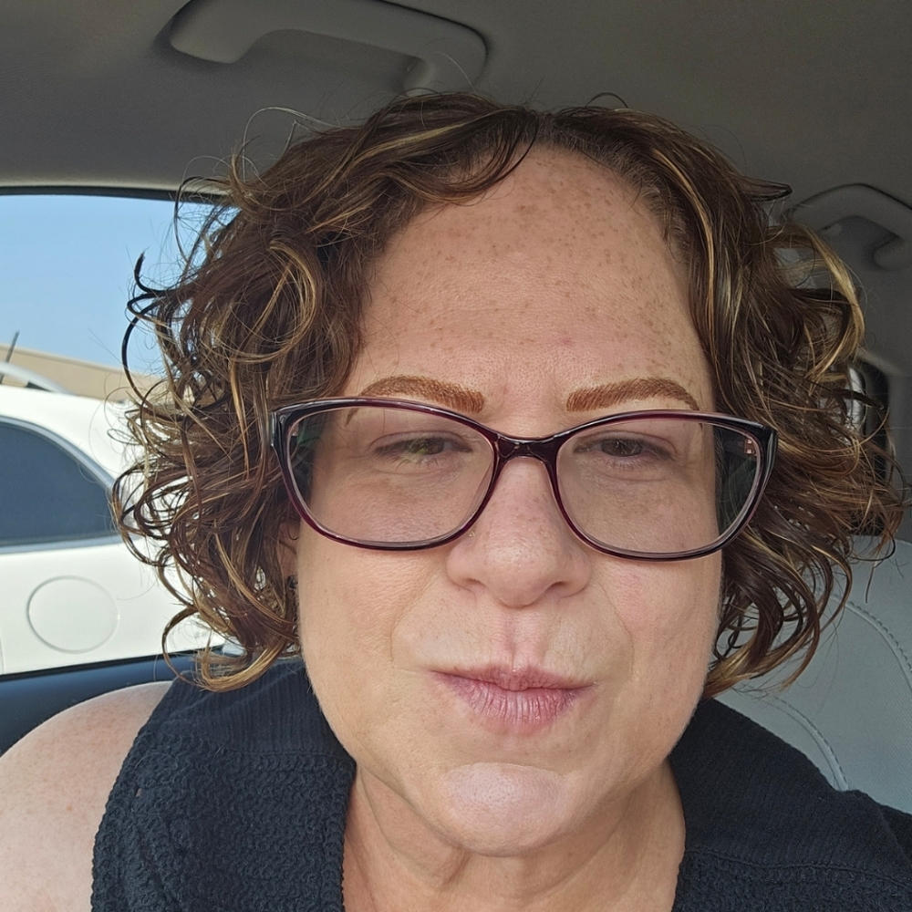 Meet your Posher, Heidi